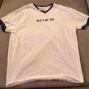 Nike v-neck VINTAGE t-shirt
